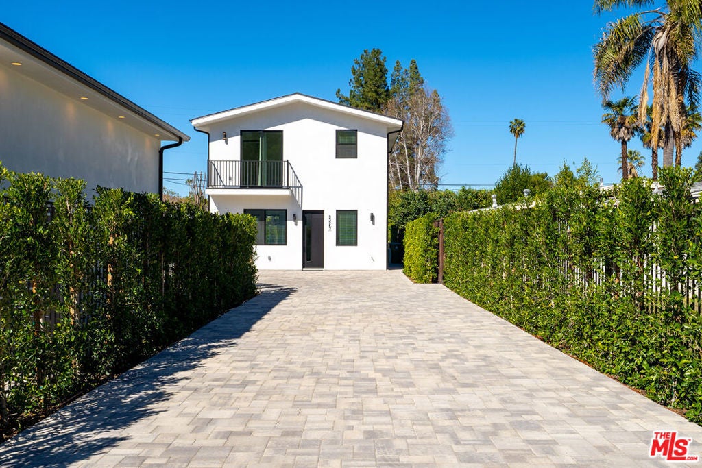 Photo of Listing #25512239