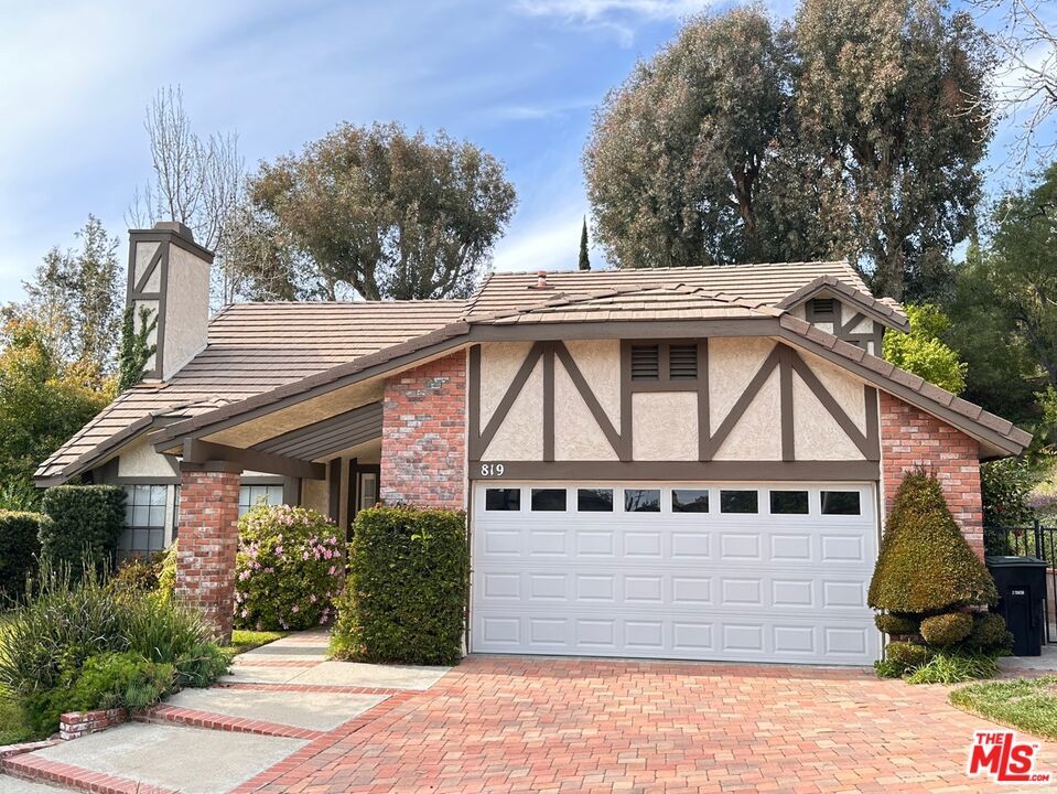 Photo of Listing #25512461