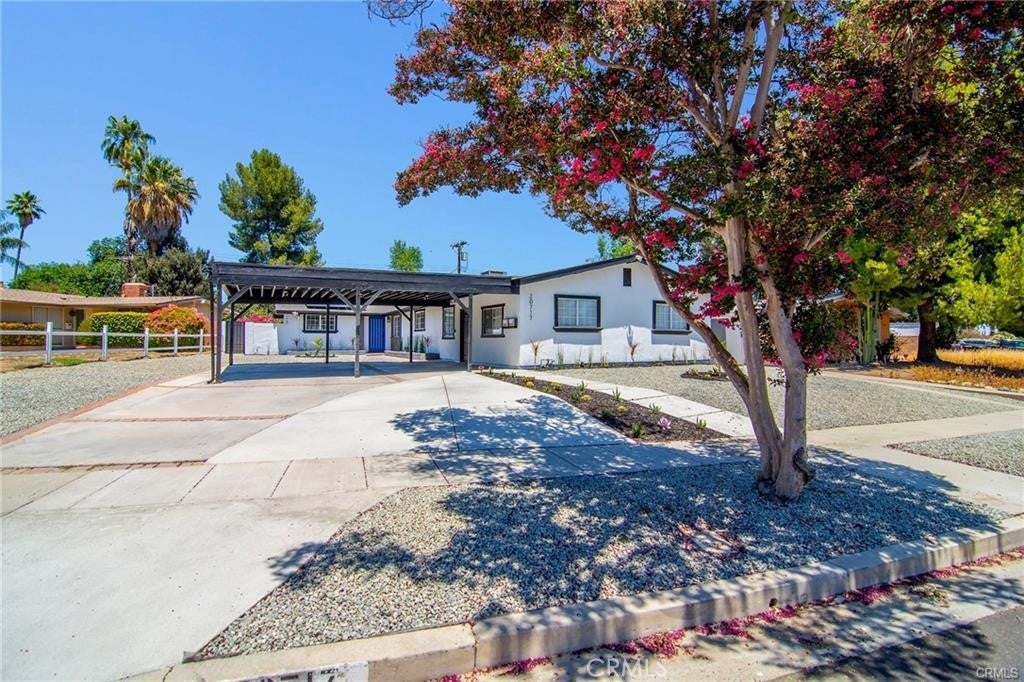 Photo of Listing #SR25056931