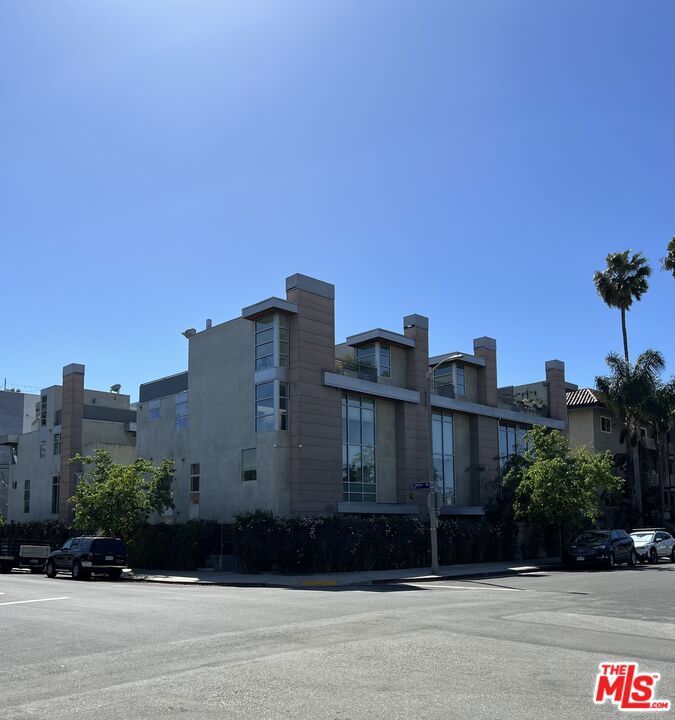 Photo of Listing #25511881