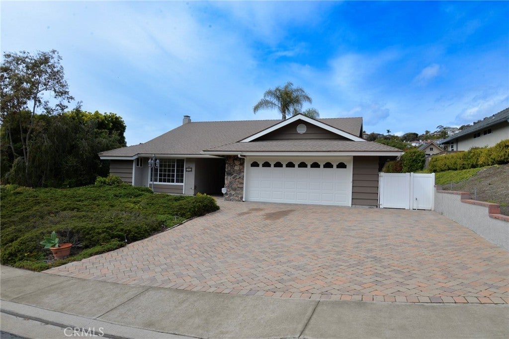 Photo of Listing #OC25058624