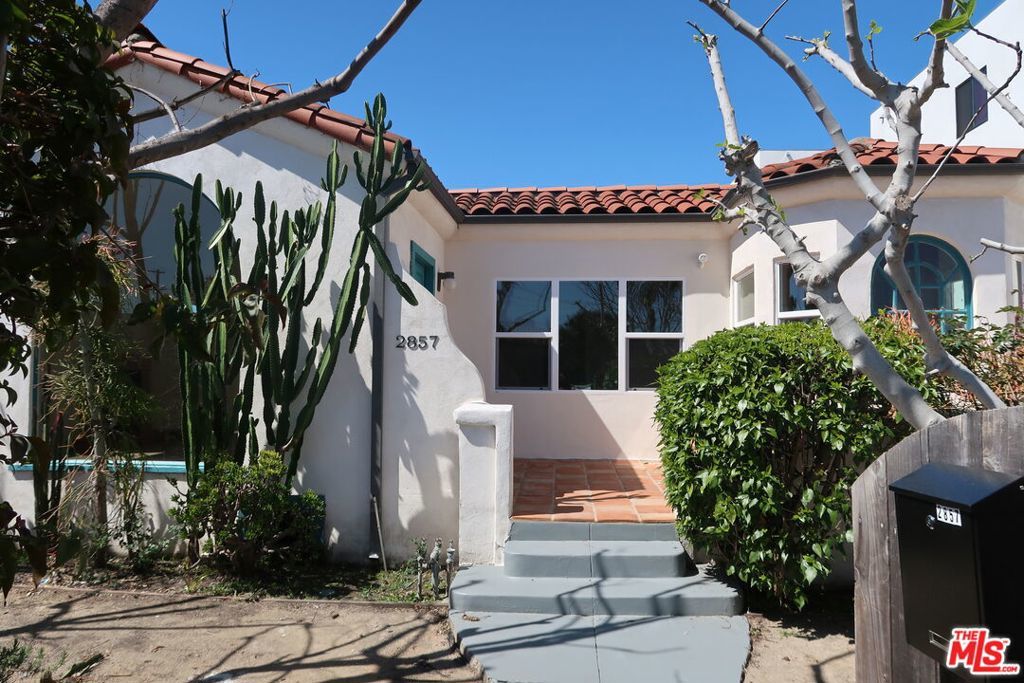 Photo of Listing #25513171