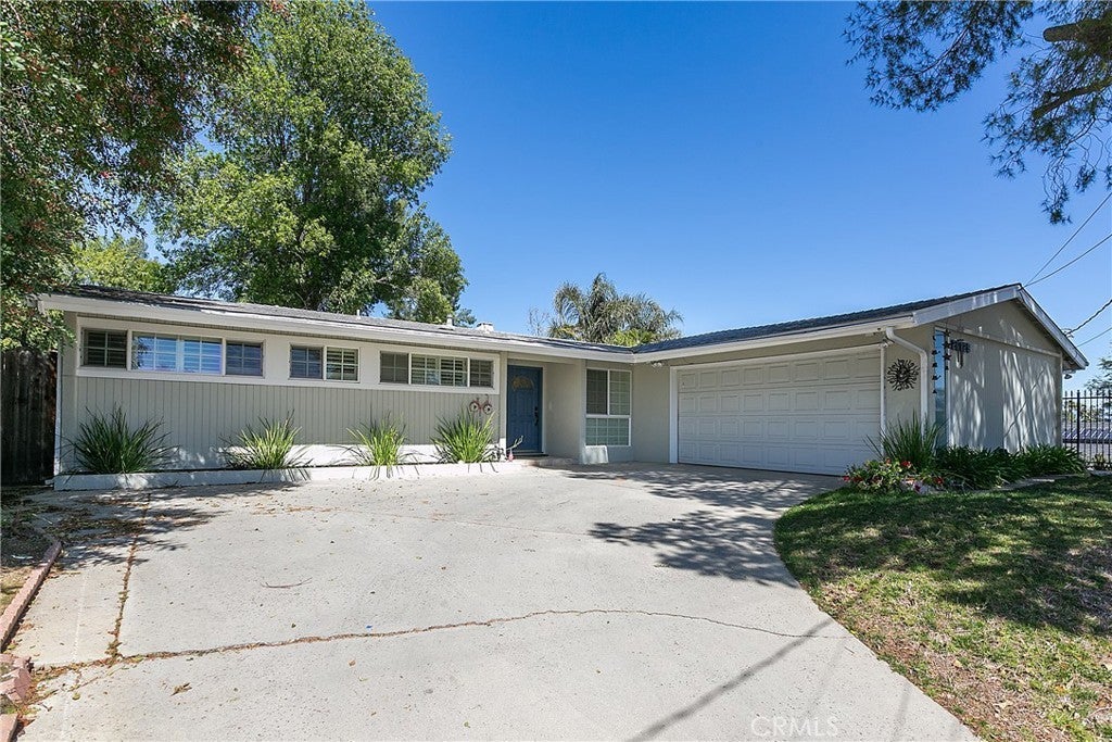 Photo of Listing #SR25060034