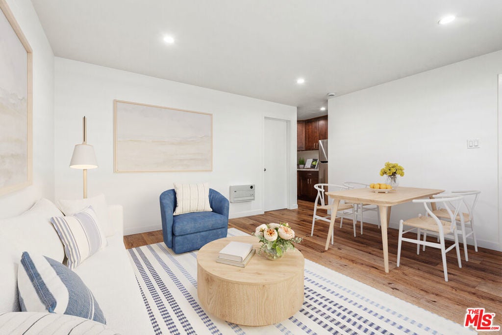 Photo of Listing #25513889