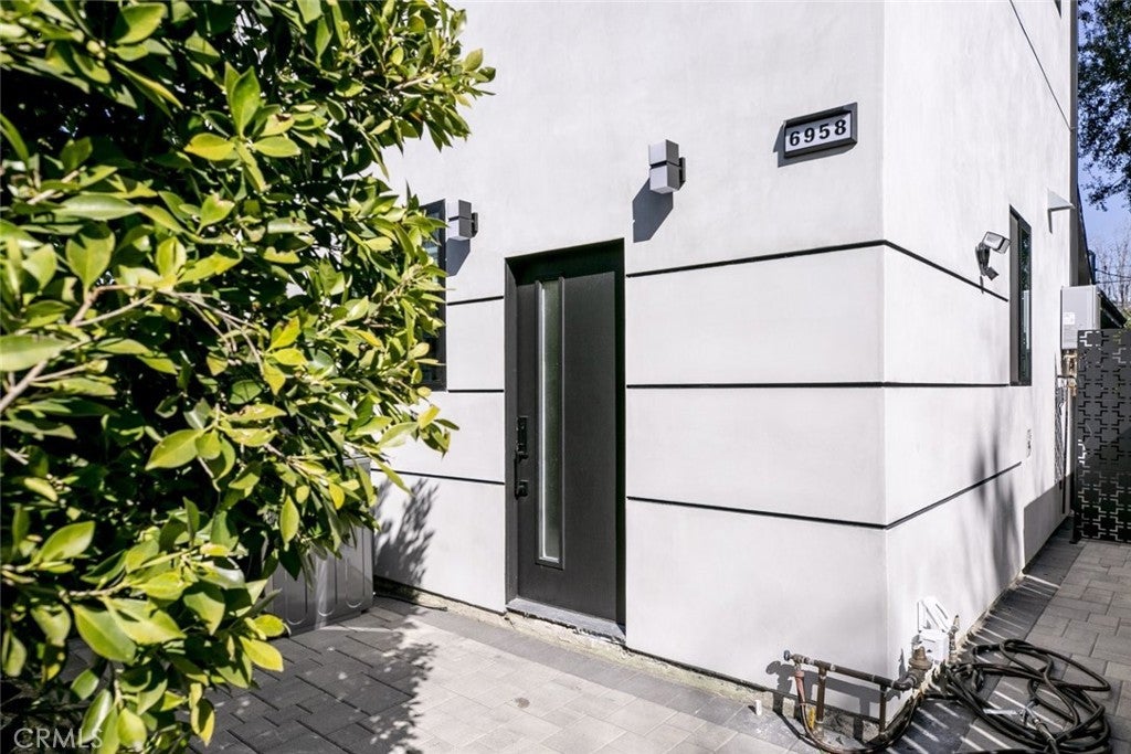 Photo of Listing #SR25059133