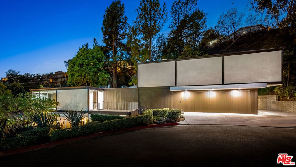 Photo of Listing #25514203