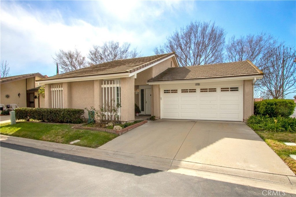 Photo of Listing #OC25059763