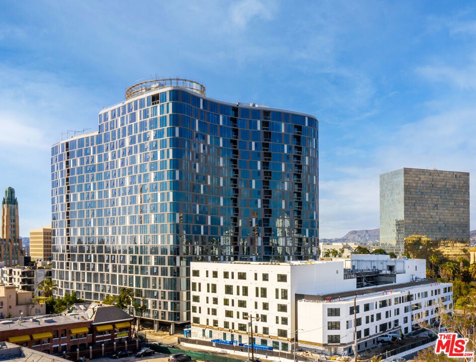 Photo of Listing #25514893