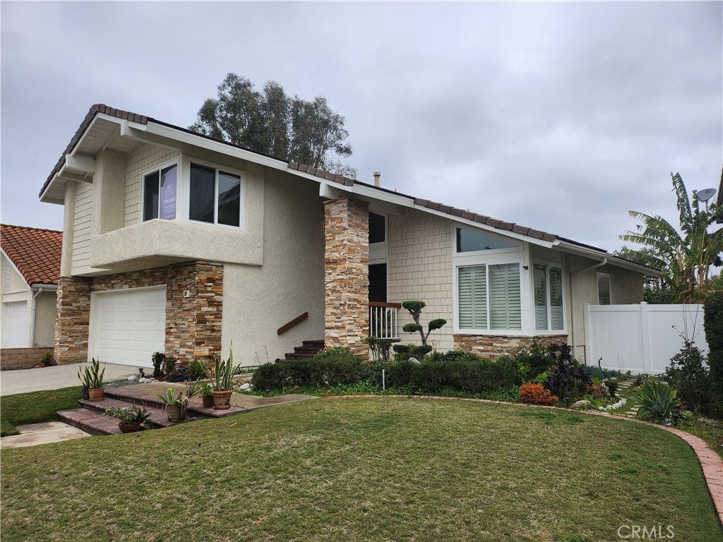 Photo of Listing #OC25062696