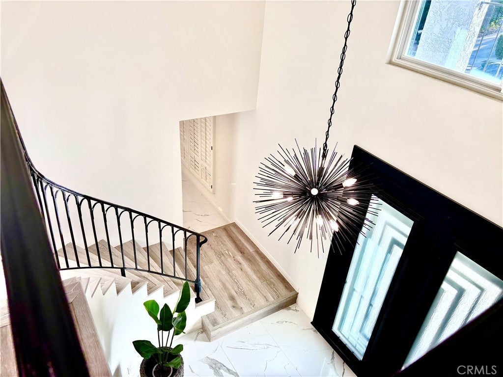 Photo of Listing #SR25063336