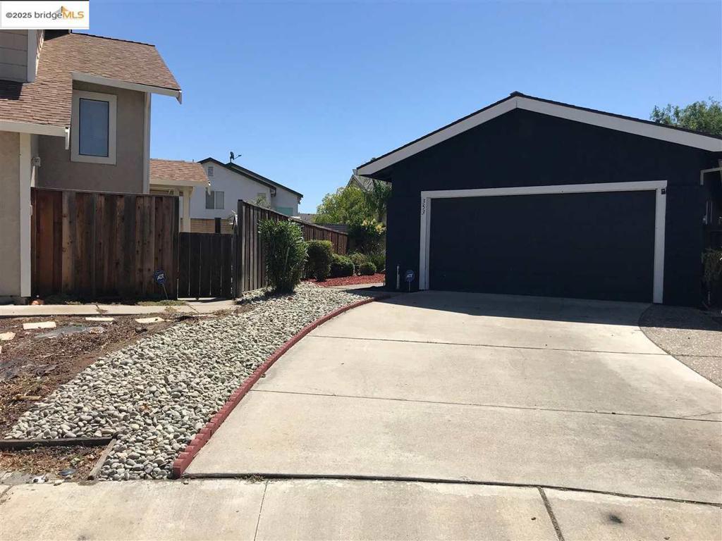 Photo of Listing #41090613