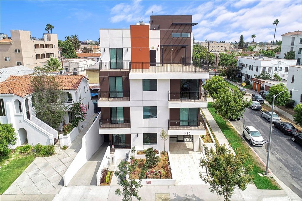 Photo of Listing #SR25064443