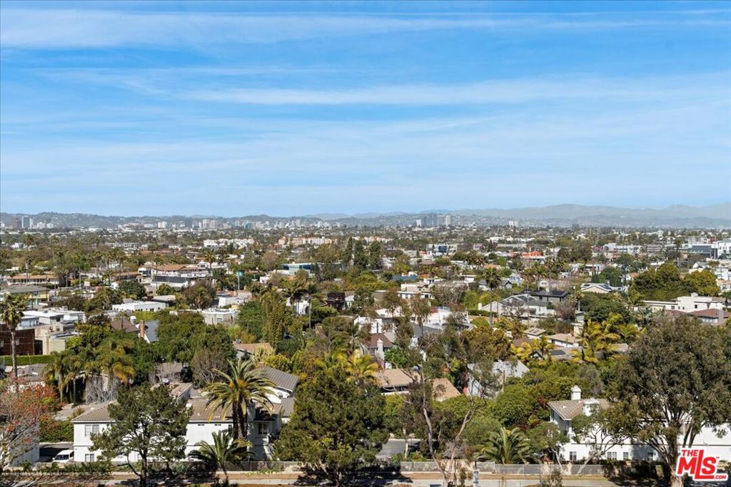 Photo of Listing #25512485