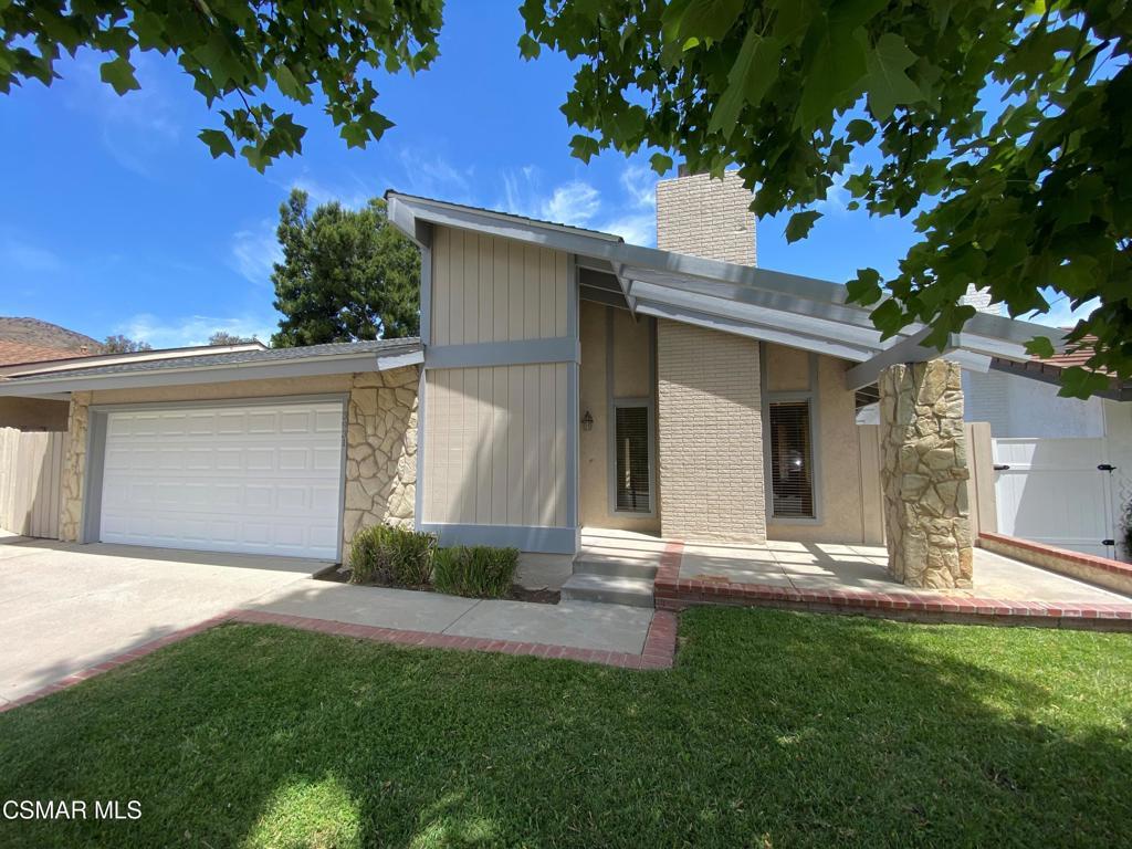 Photo of Listing #225001432