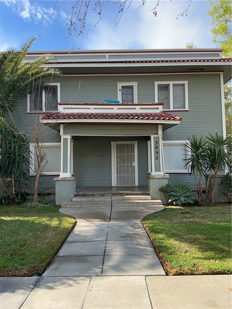 Photo of Listing #IV25064795