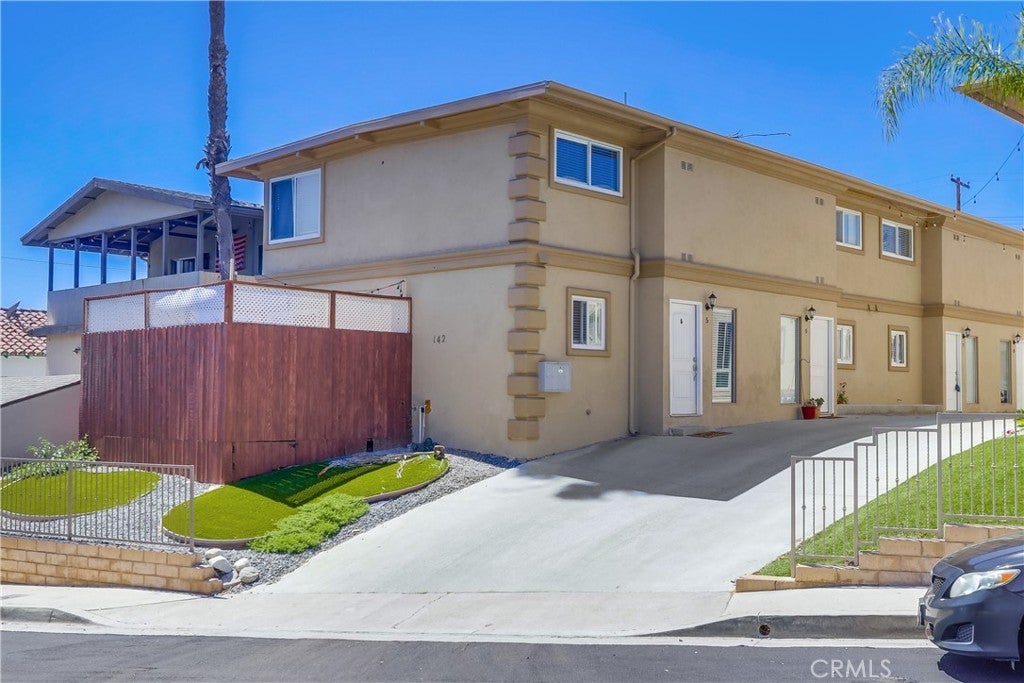 Photo of Listing #OC25065359