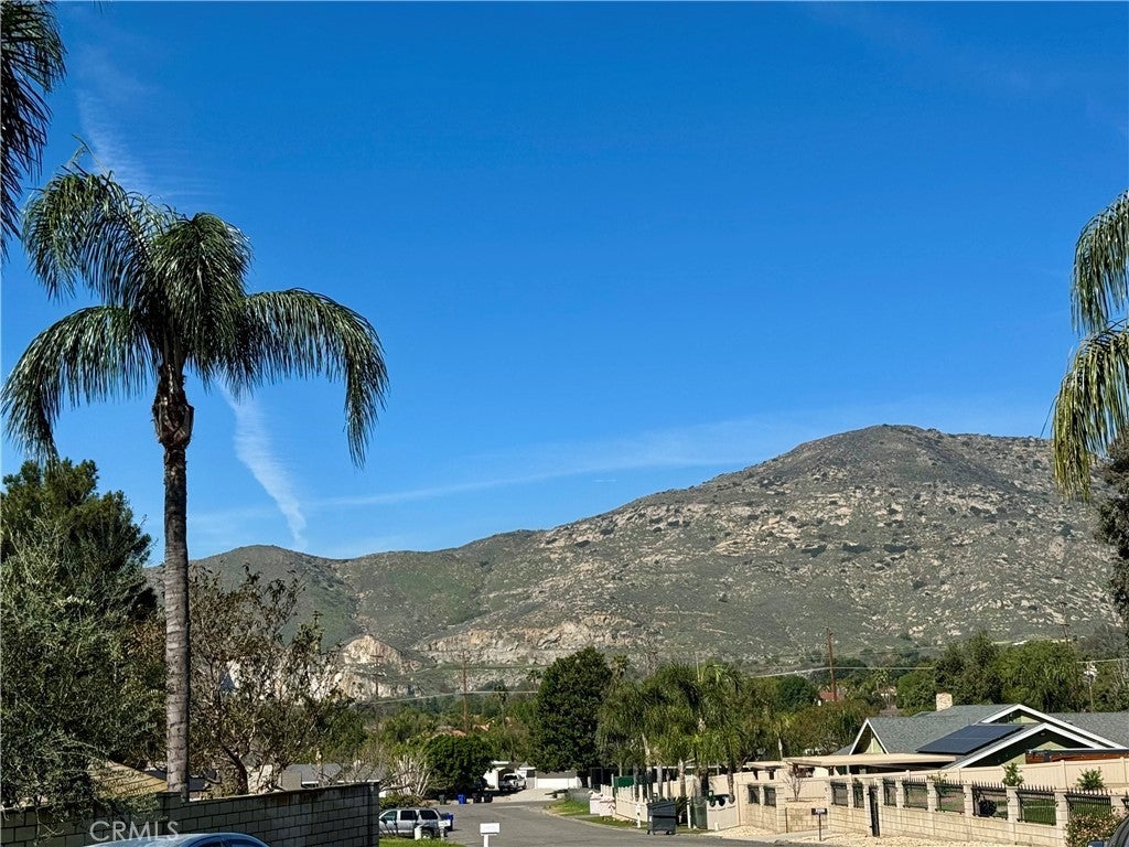 Photo of Listing #DW25065648