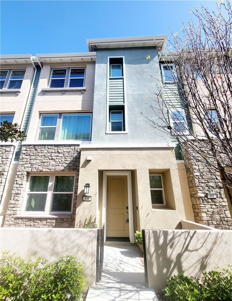 Photo of Listing #OC25065661