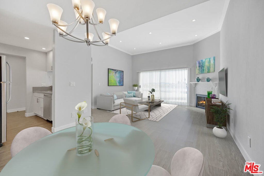 Photo of Listing #25517397