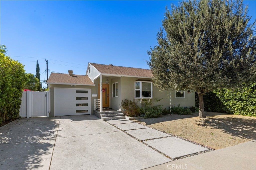 Photo of Listing #SR25067133