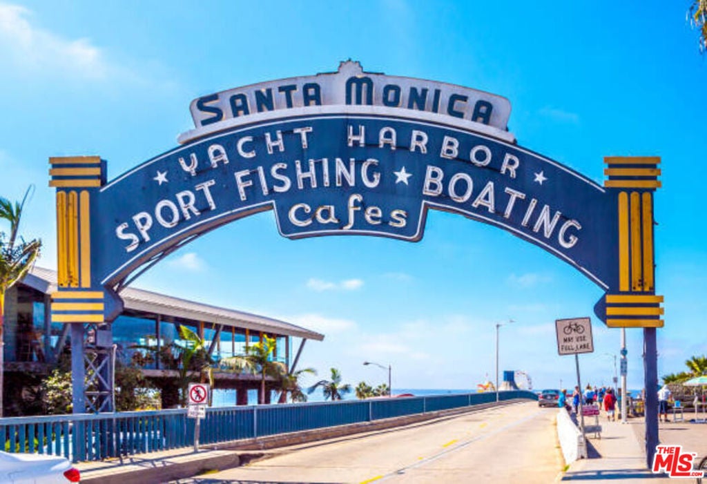 Photo of Listing #25517521