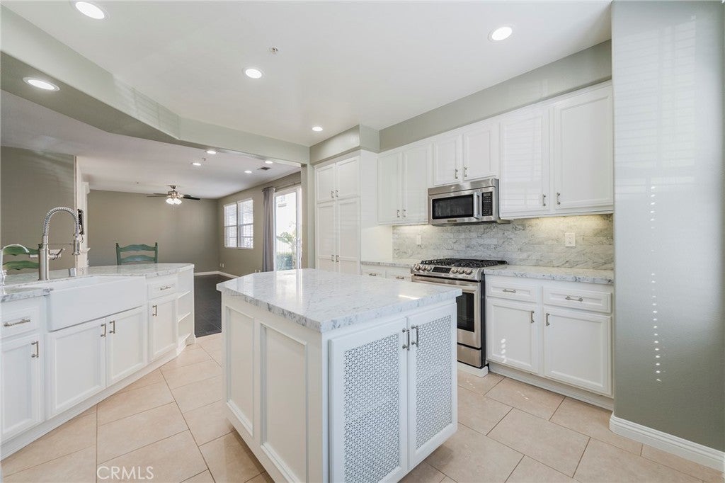 Photo of Listing #OC25067257