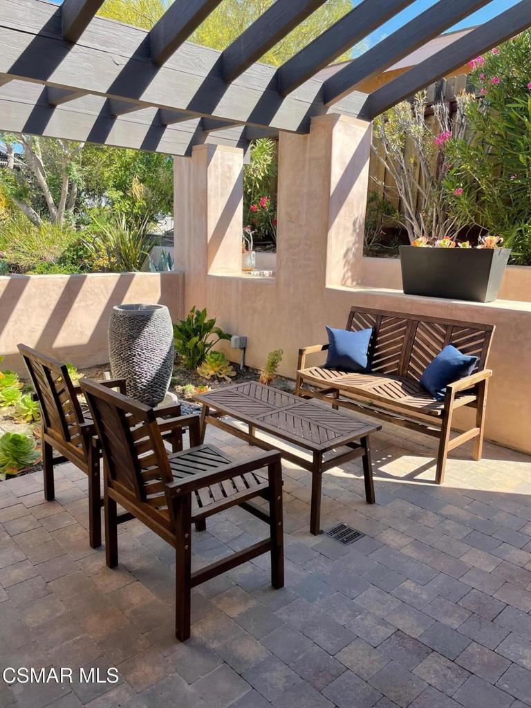 Photo of Listing #225001524