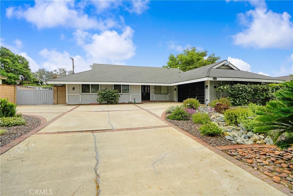 Photo of Listing #OC25064819