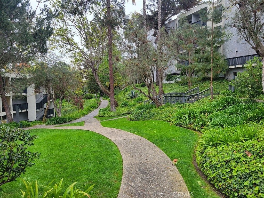 Photo of Listing #SB25069253