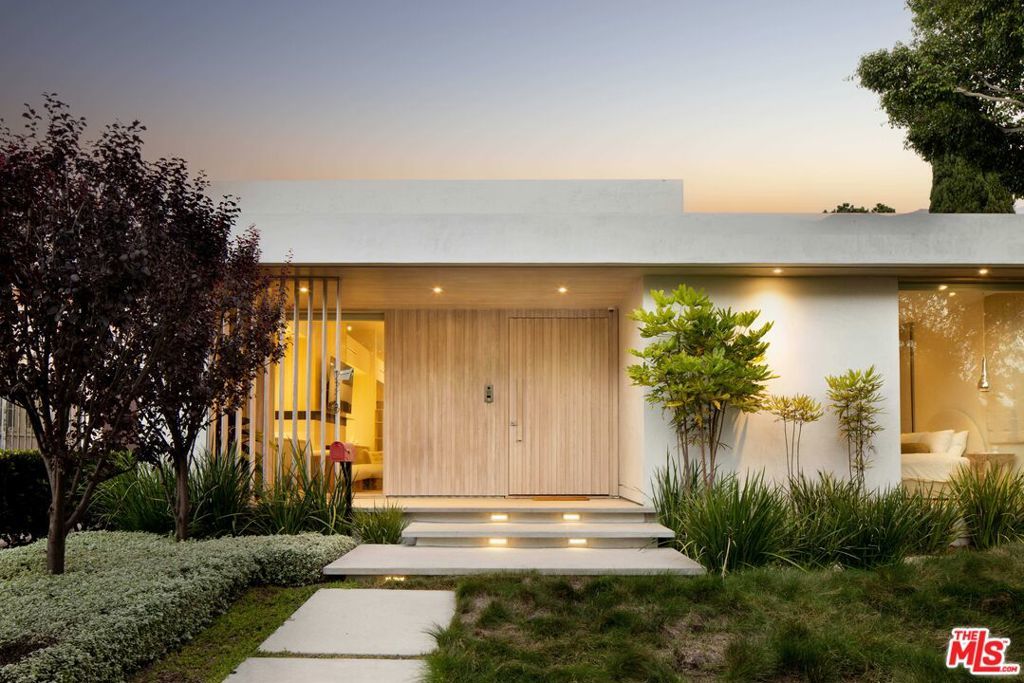 Photo of Listing #25518671