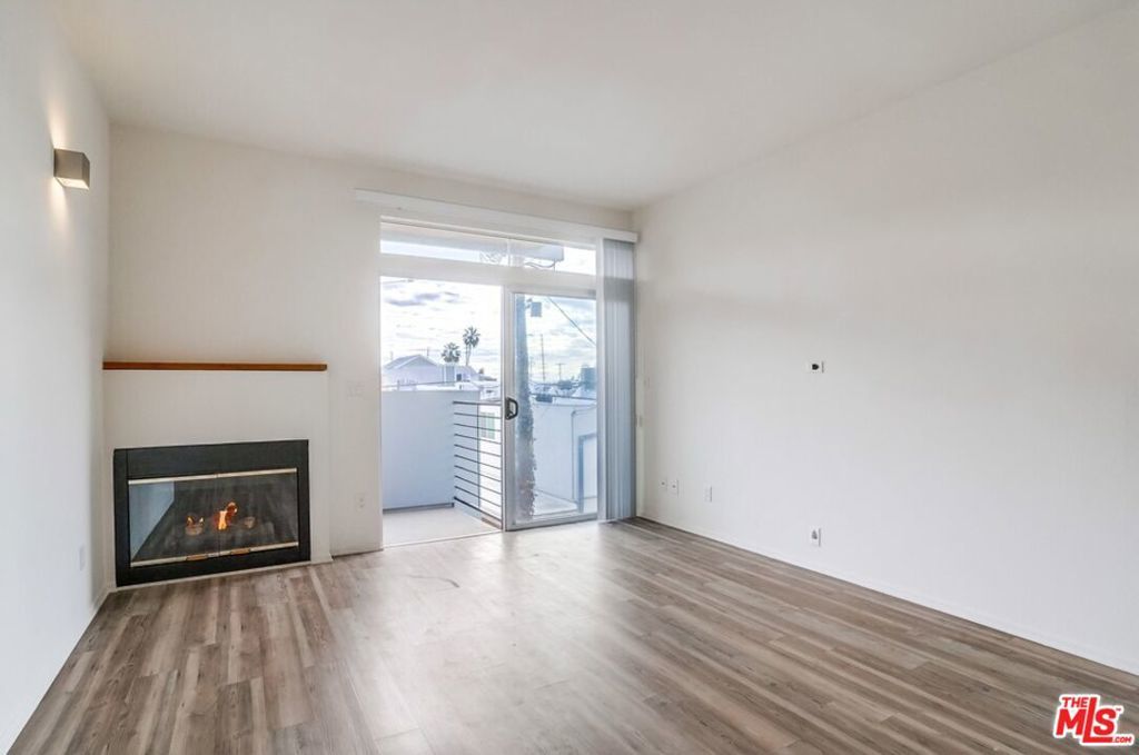 Photo of Listing #25518743