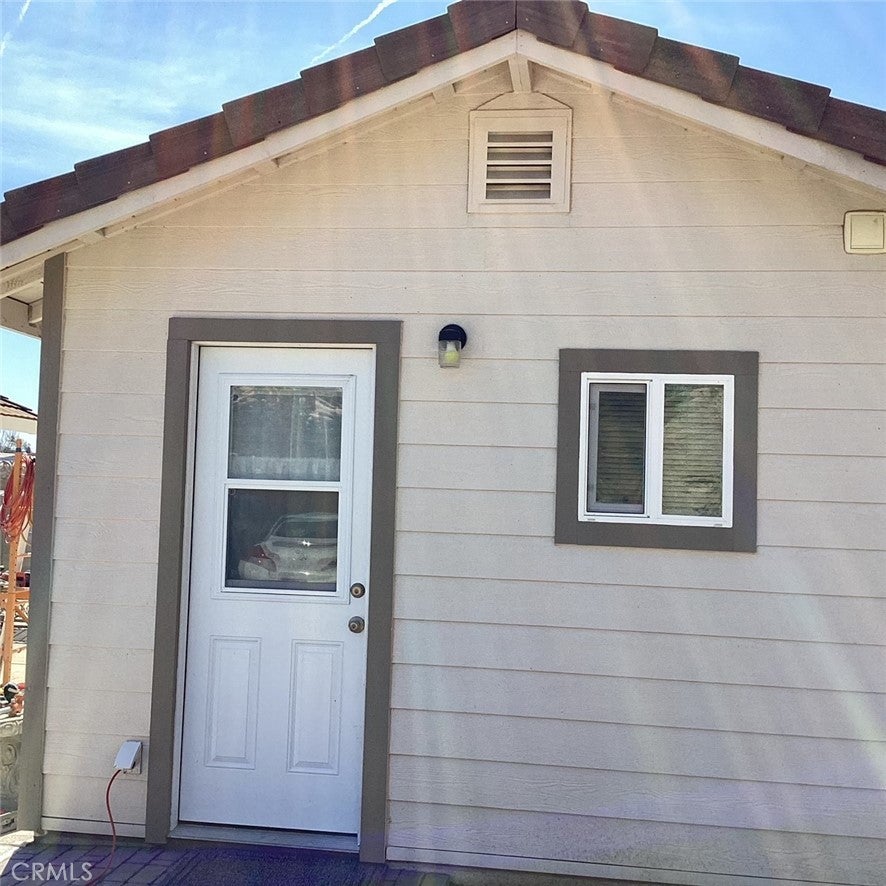 Photo of Listing #IV25064983