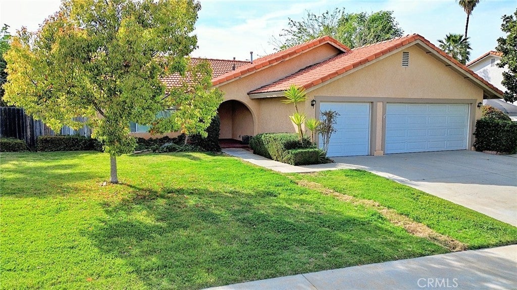 Photo of Listing #IV25070254