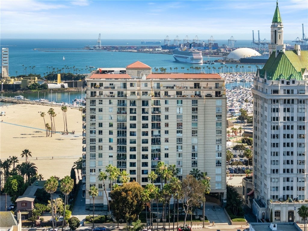 Photo of Listing #OC25066104