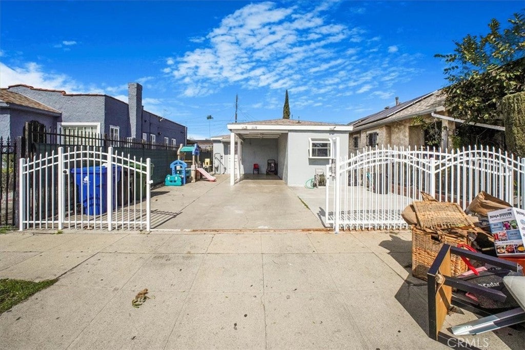 Photo of Listing #DW25071763