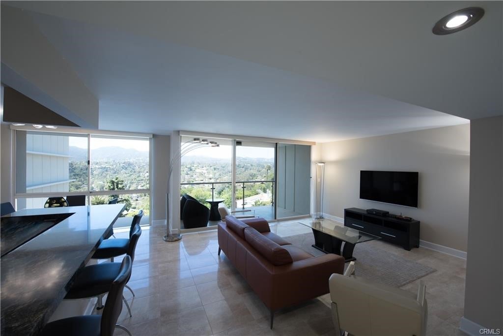 Photo of Listing #OC25071802