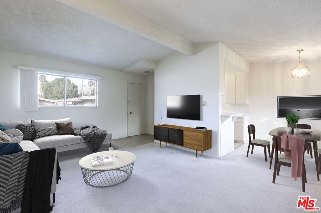 Photo of Listing #25516553