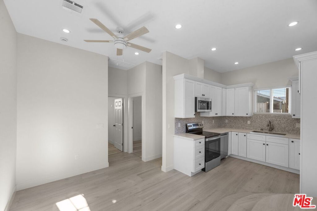 Photo of Listing #25518171