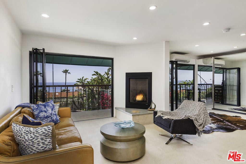 Photo of Listing #25518191