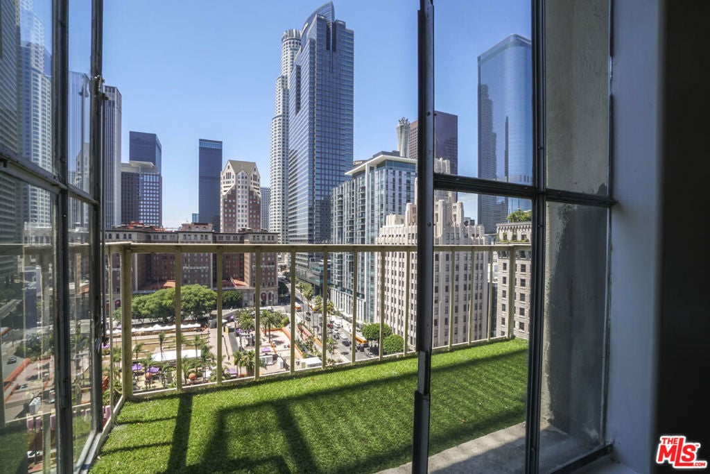 Photo of Listing #25518669