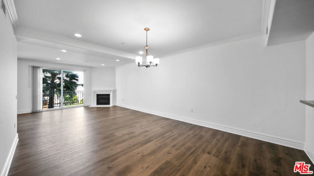 Photo of Listing #25518963