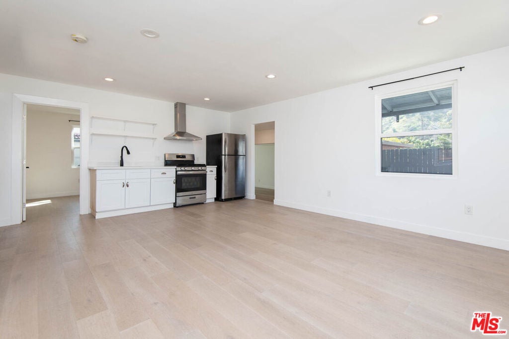 Photo of Listing #25519487