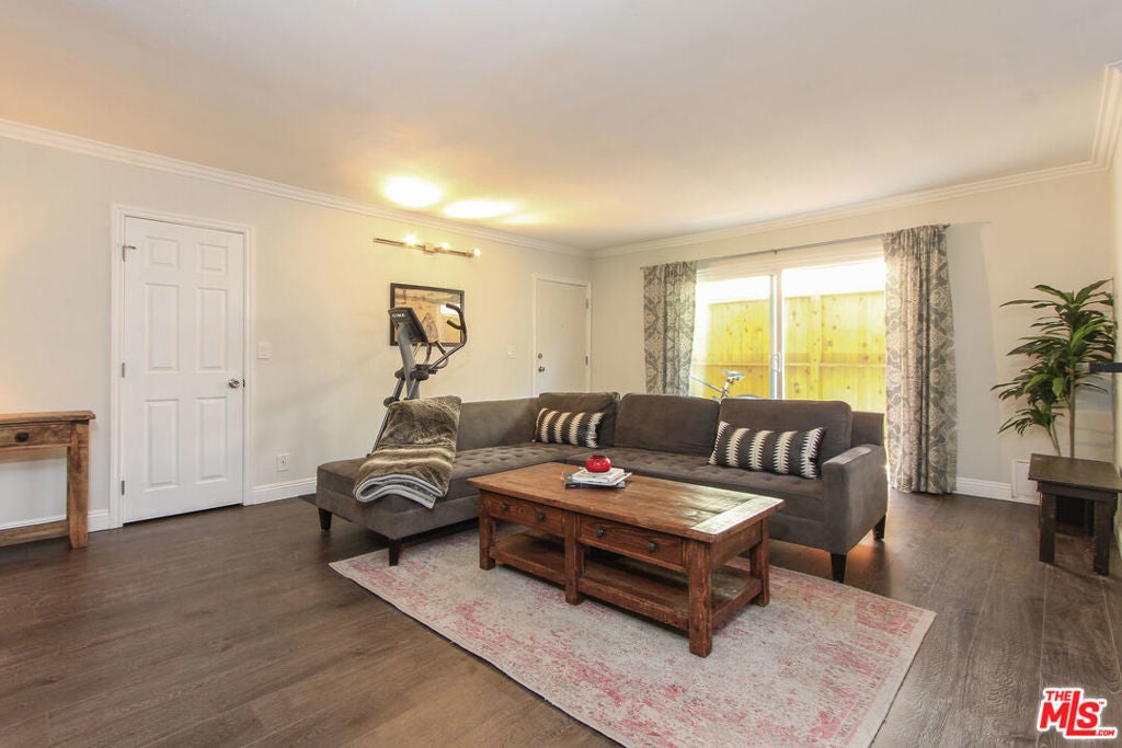 Photo of Listing #25519455