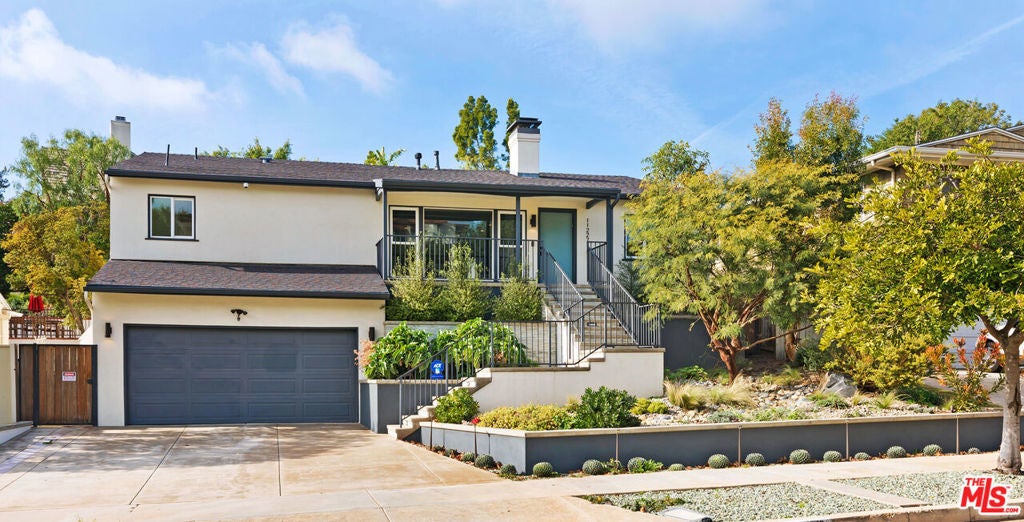 Photo of Listing #25519821