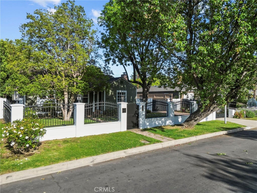 Photo of Listing #SR25072472