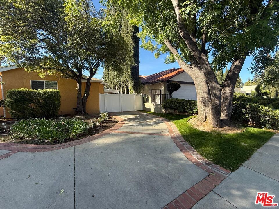 Photo of Listing #25520963