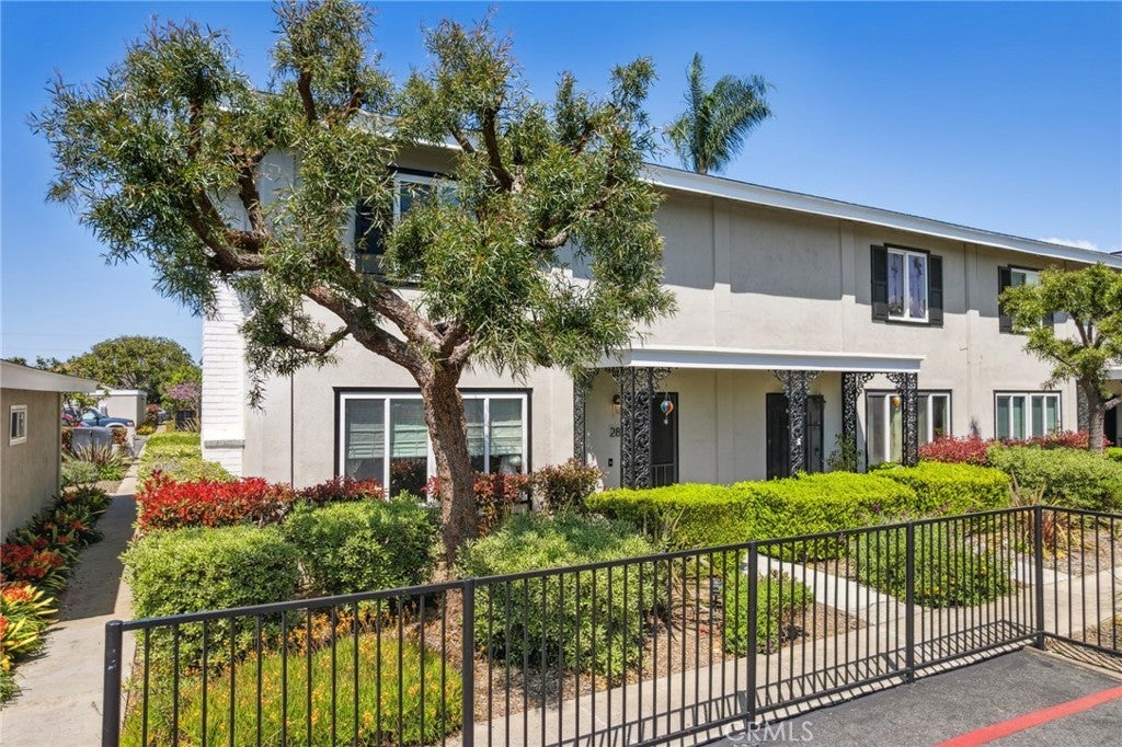 Photo of Listing #OC25073950