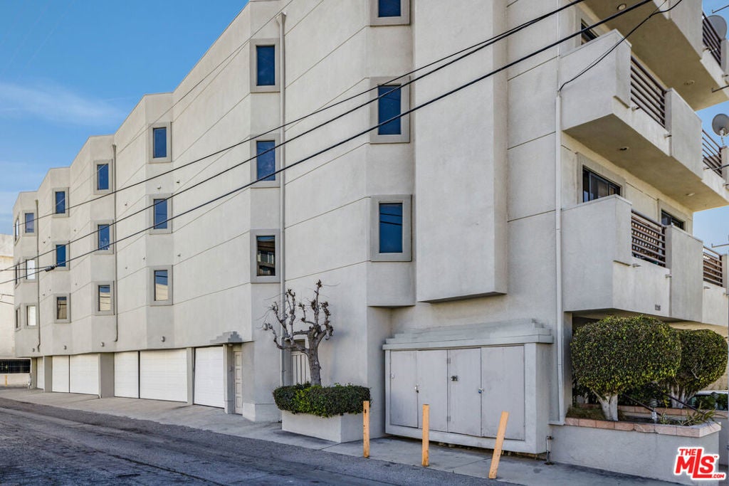 Photo of Listing #25520905