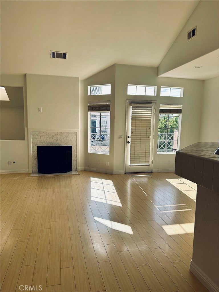 Photo of Listing #LG25074470