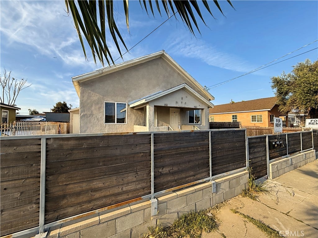 Photo of Listing #DW25074605